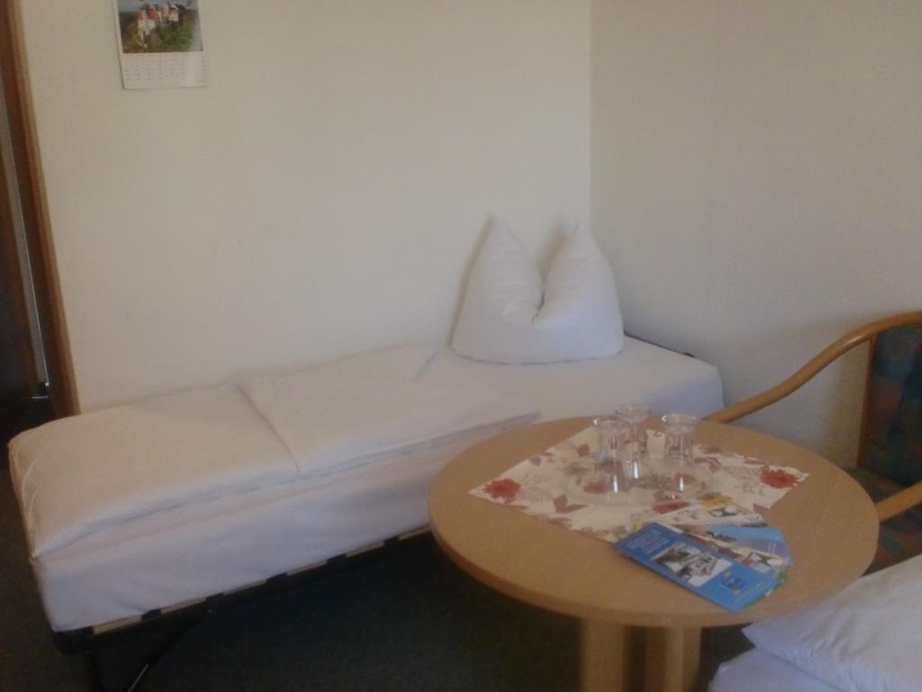 Hotel & Restaurant "Zum Firstenstein" Konigshain 客房 照片