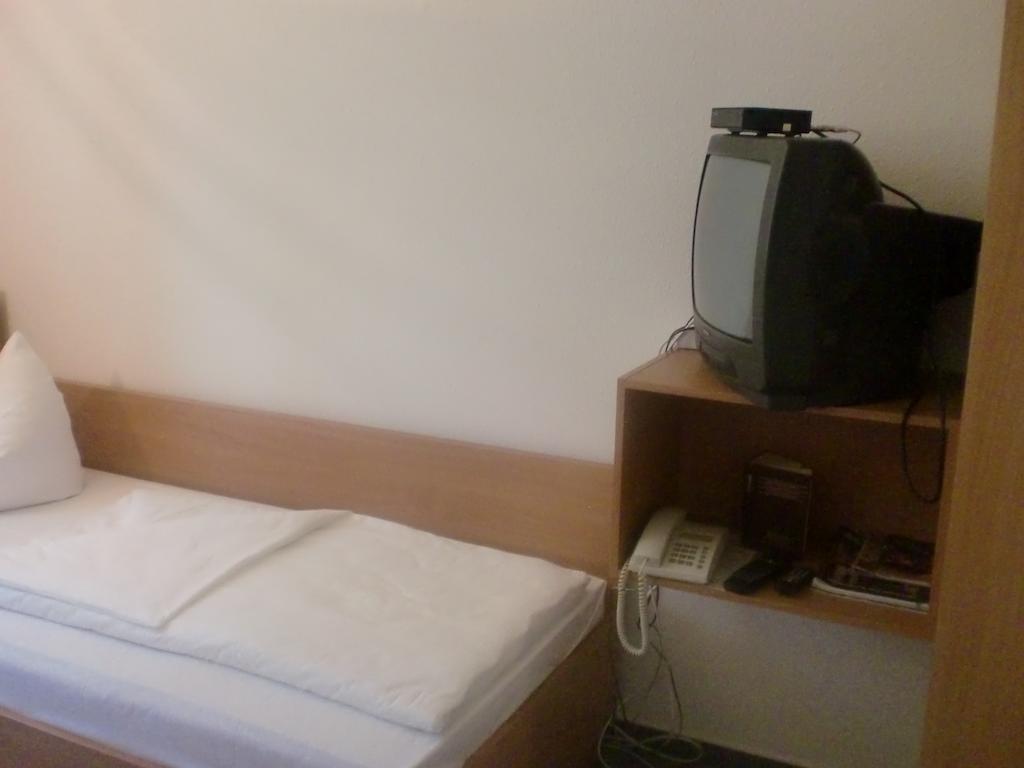 Hotel & Restaurant "Zum Firstenstein" Konigshain 客房 照片