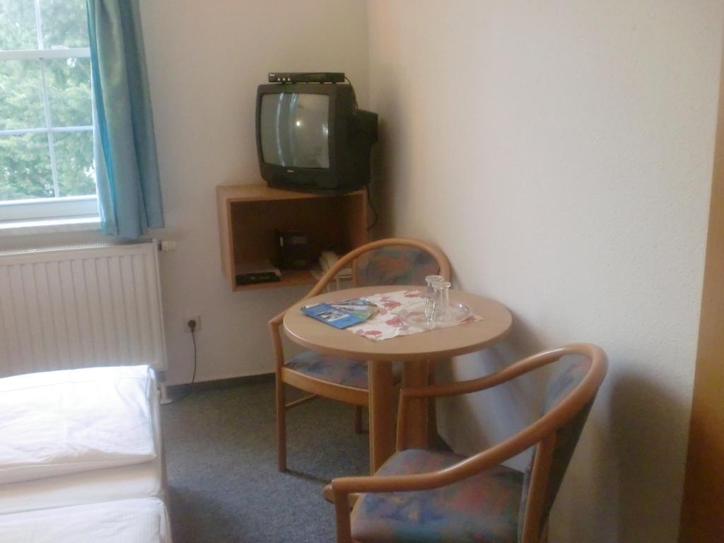 Hotel & Restaurant "Zum Firstenstein" Konigshain 外观 照片