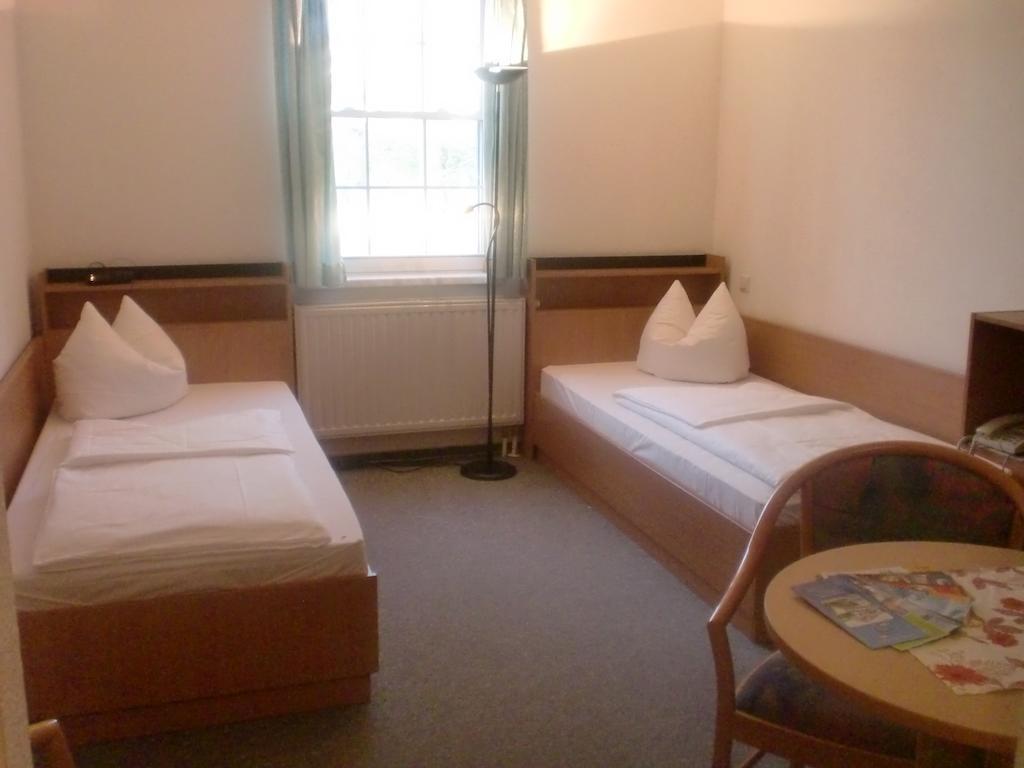 Hotel & Restaurant "Zum Firstenstein" Konigshain 外观 照片