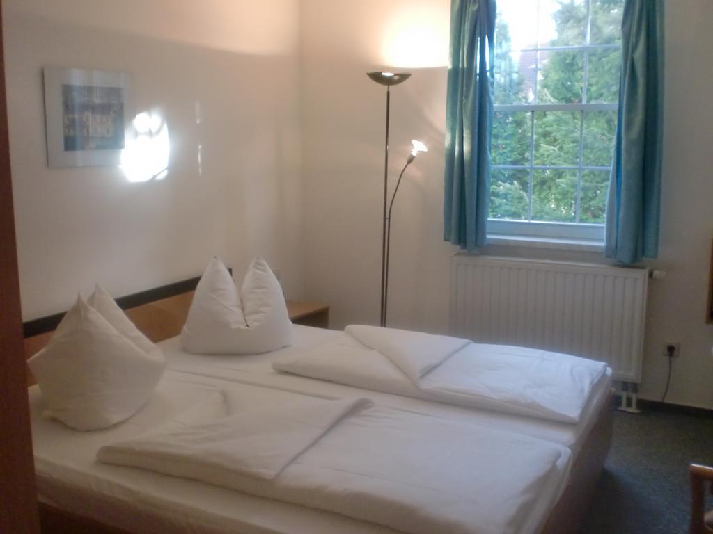 Hotel & Restaurant "Zum Firstenstein" Konigshain 外观 照片